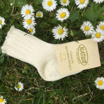 Newborn socks in undyed organic cotton_43181