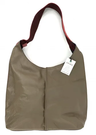 Fairtrade recycled leather Marina bag_102319