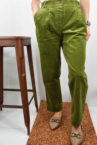 Women's Frisa Pine trousers in organic cotton corduroy_106370