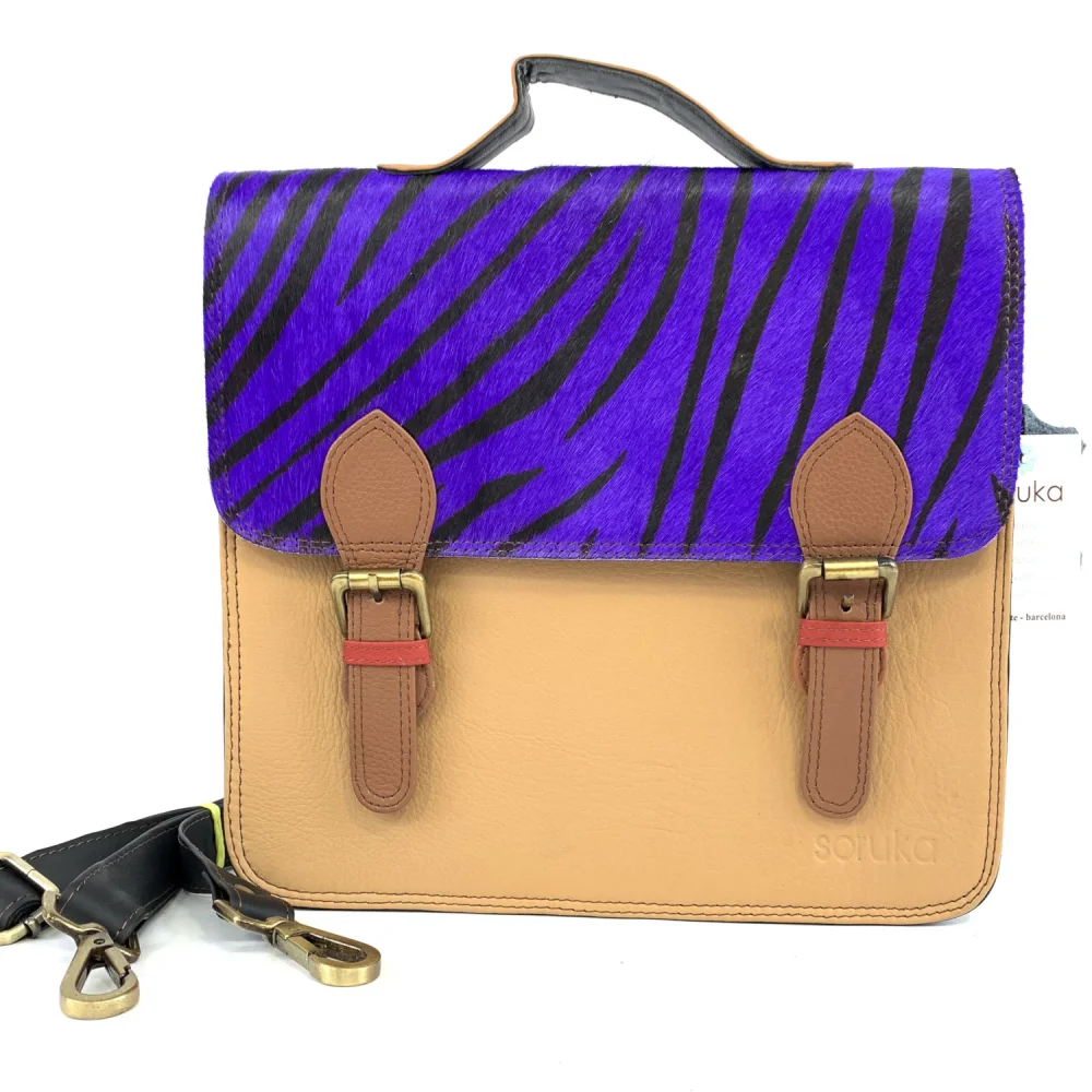 Messenger Bag with Animal Print in recovered leather