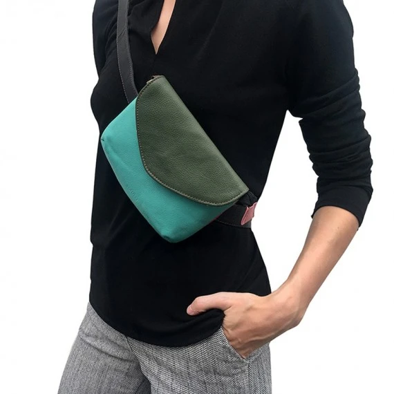 Clutch bag in Fair Trade recycled leather