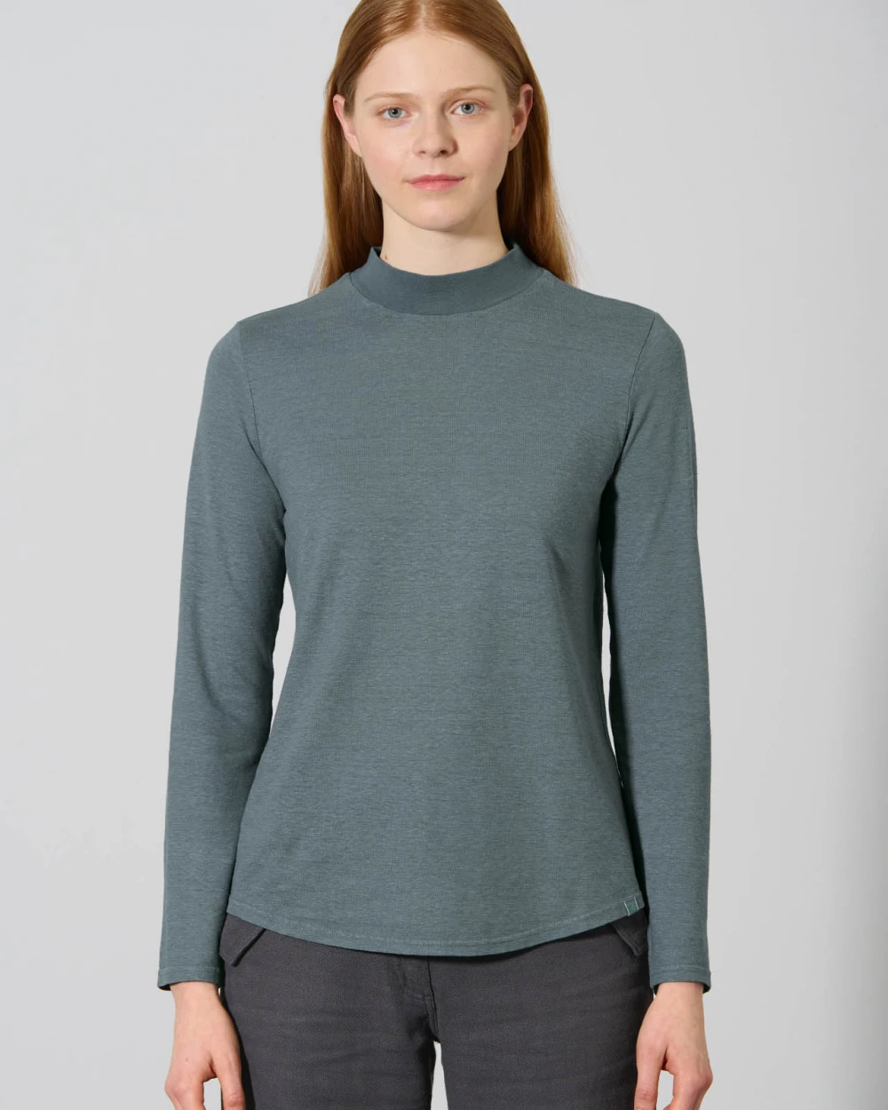 Turtleneck shirt for women in hemp and organic cotton