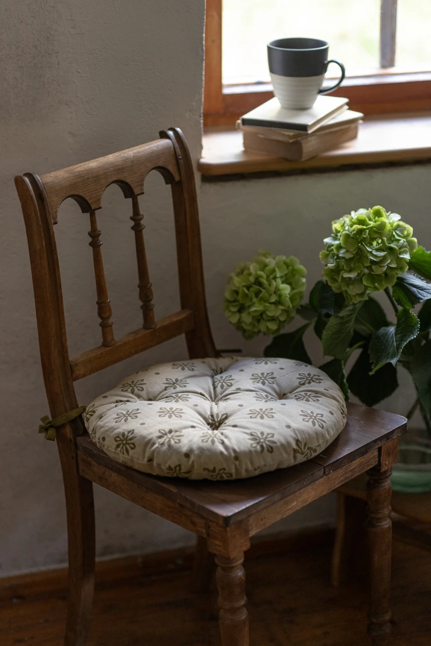 Round seat cushion FLORAL in Organic Cotton
