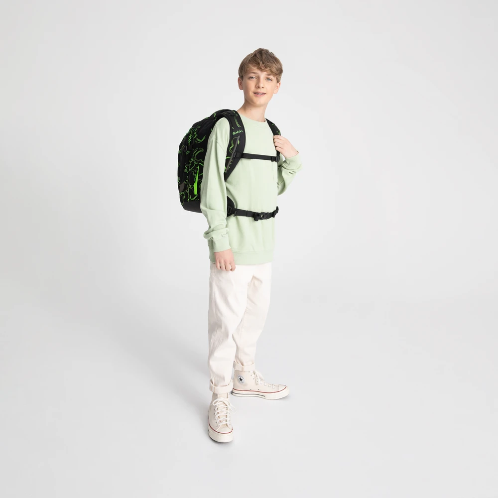 Satch Ergonomic backpack for secondary school in Recycled Pet - Match Green Supreme - video 118