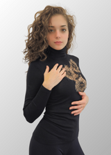 Maglia con lupetto e ricamo floreale Selena in Lana Seta