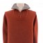 Maglione bicolore con collo alto e zip da uomo in pura lana - Ruggine