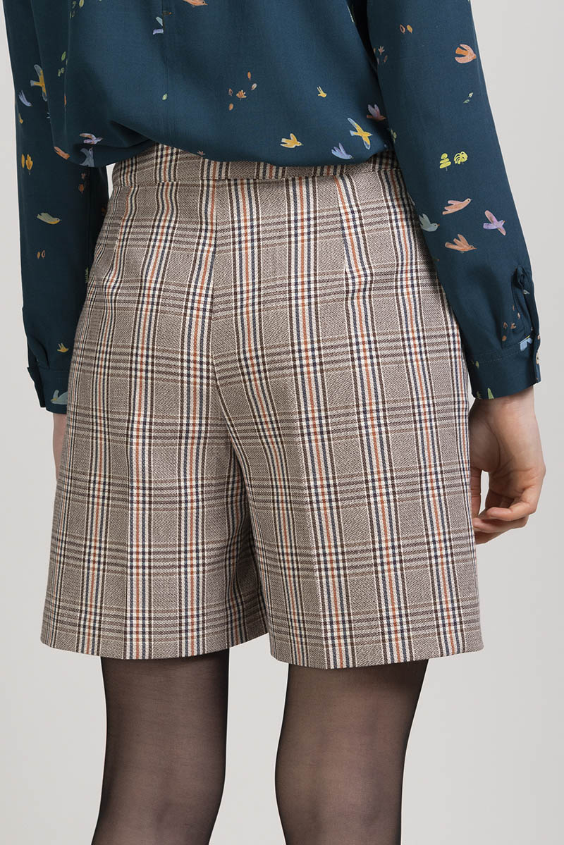 Pantaloni corti GUAVA da donna in Principe di Galles, moda etica e sostenibile_81568