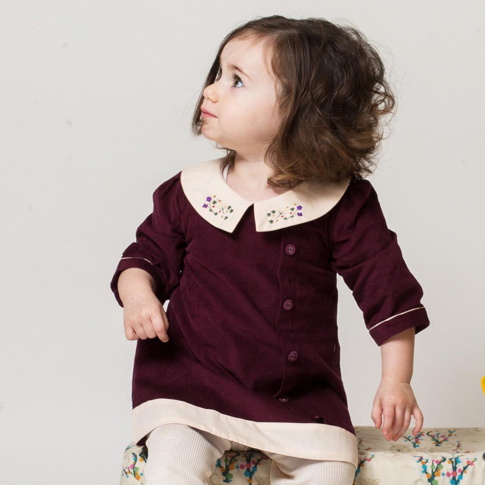 Vestito con colletto per bambina in velluto di cotone biologico