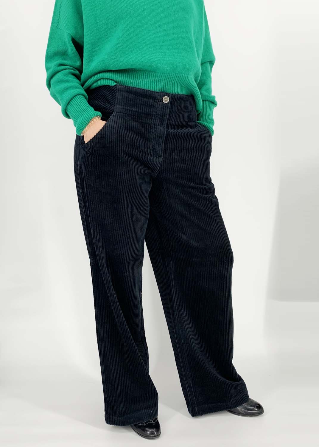 Pantaloni Marlene da donna in velluto di cotone biologico_98863