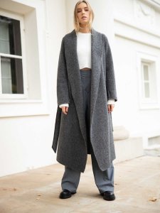 Cappotto lungo Hiroko da donna con cintura in pura lana