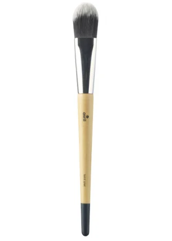 Flat wooden foundation brush with synthetic bristles_100047
