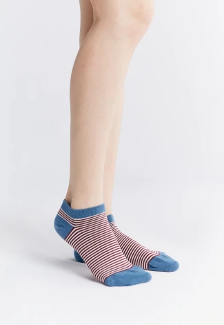 Albero burgundy striped sneaker socks in organic cotton_101142