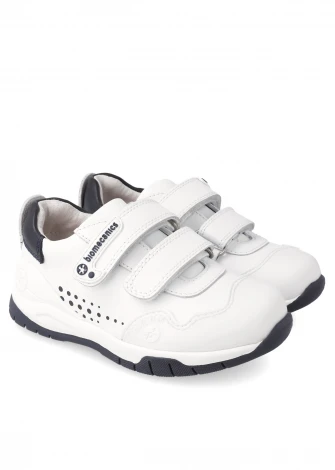 Biomecanics ergonomic and natural sports shoes_102788