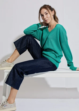 Women's Gemstone Green V-neck pullover in Lyocell TENCEL and organic cotton_106092