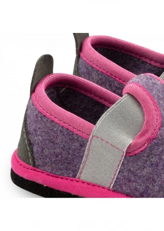 Muvy Blueberry wool felt slippers for children_107602