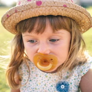 Baby Pop Pacifier in 100% natural rubber - Cherry_48825