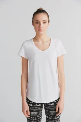 Flammè V-neck t-shirt for women in pure organic cotton_91380