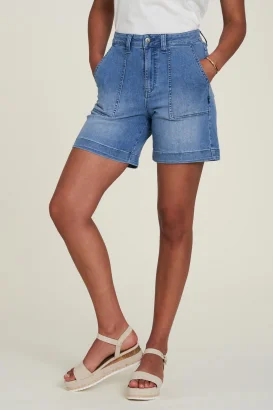 Indigo short jeans for women in Bio-Denim_102541