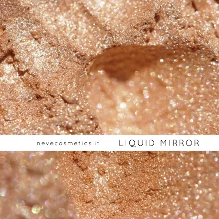 Liquid mirror mineral eyeshadow