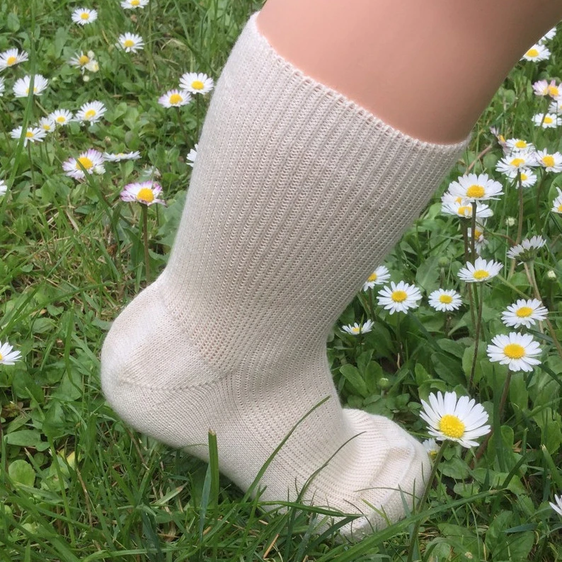 Short socks in undyed organic cotton