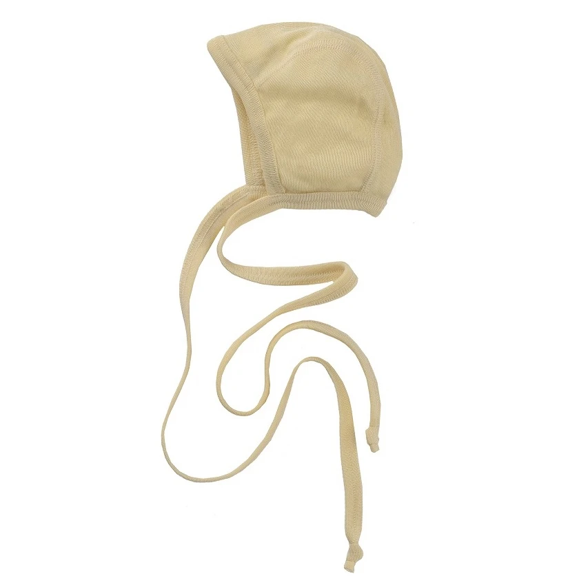 Newborn bonnet made in organic virgin-wool and silk