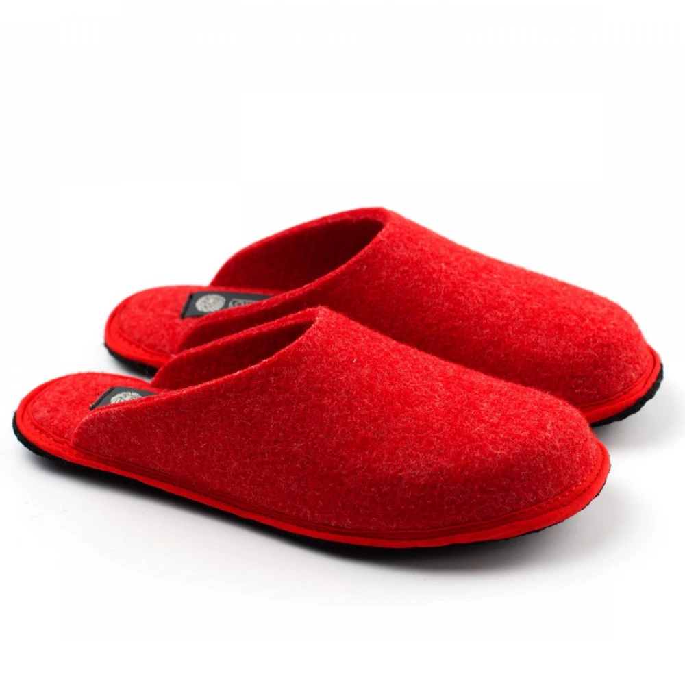 Slipper RED Holi in felted wool