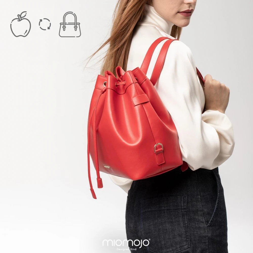 Prima Linea Giorgia bucket bag in red Vegan apple leather_72208