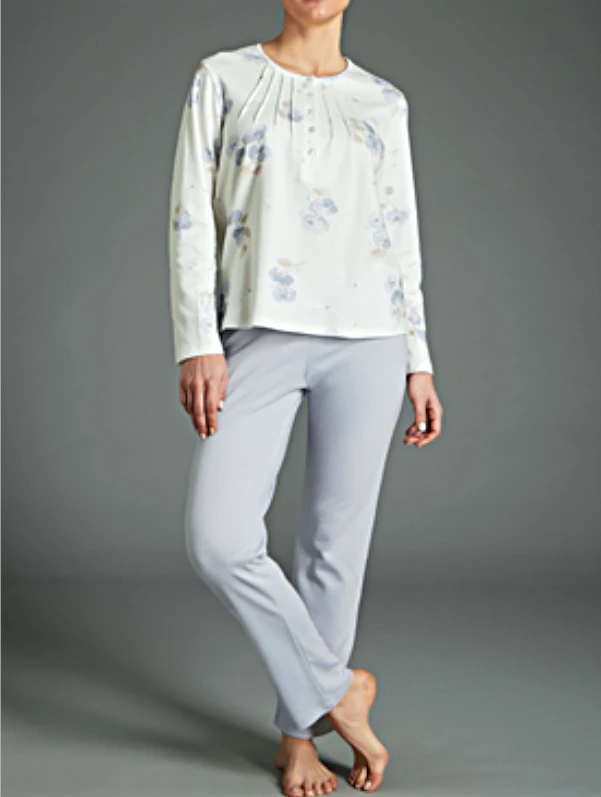 Flower pajamas for women in modal and cotton