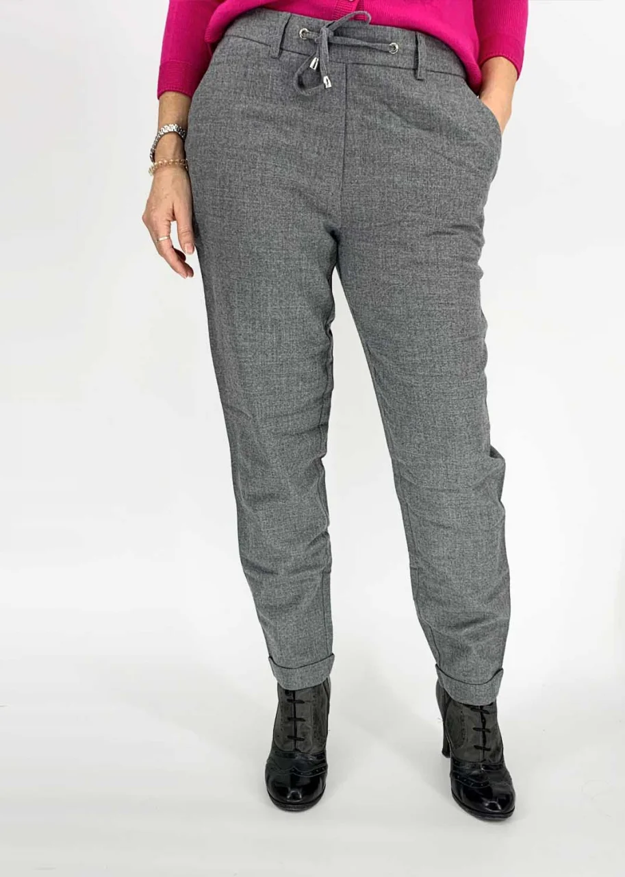 Monia women's trousers in pure wool with tapered leg