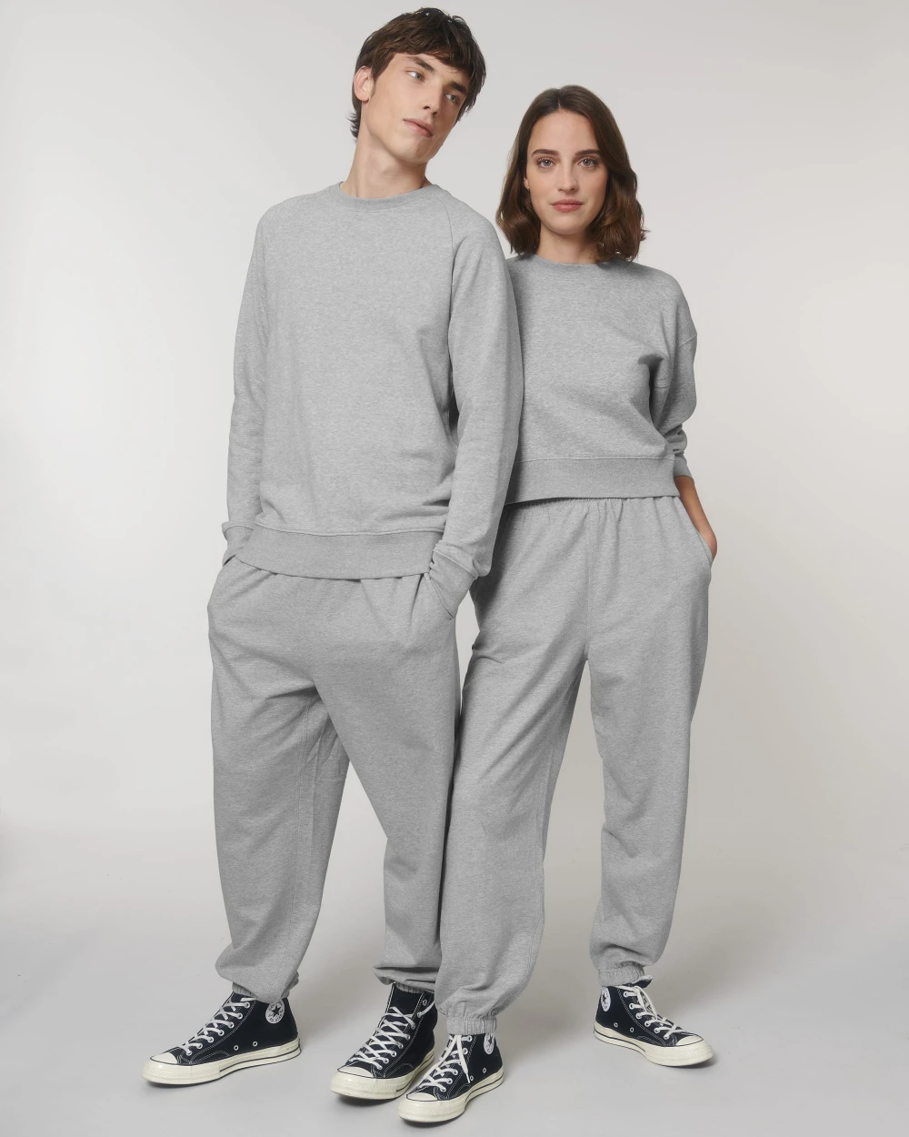 Relaxed Decker trousers in pure organic cotton