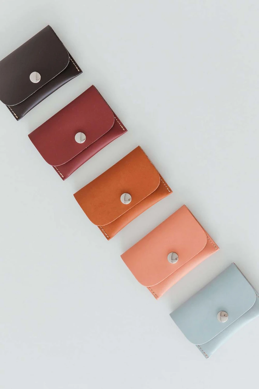 Nanu wallet purse in recycled leather
