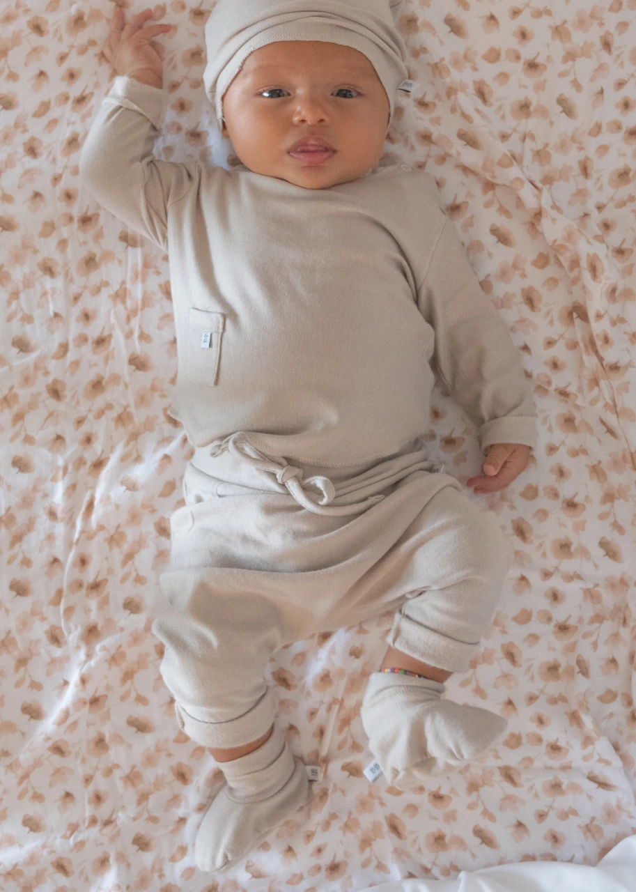 Pants for babies in Sand Organic Bamboo