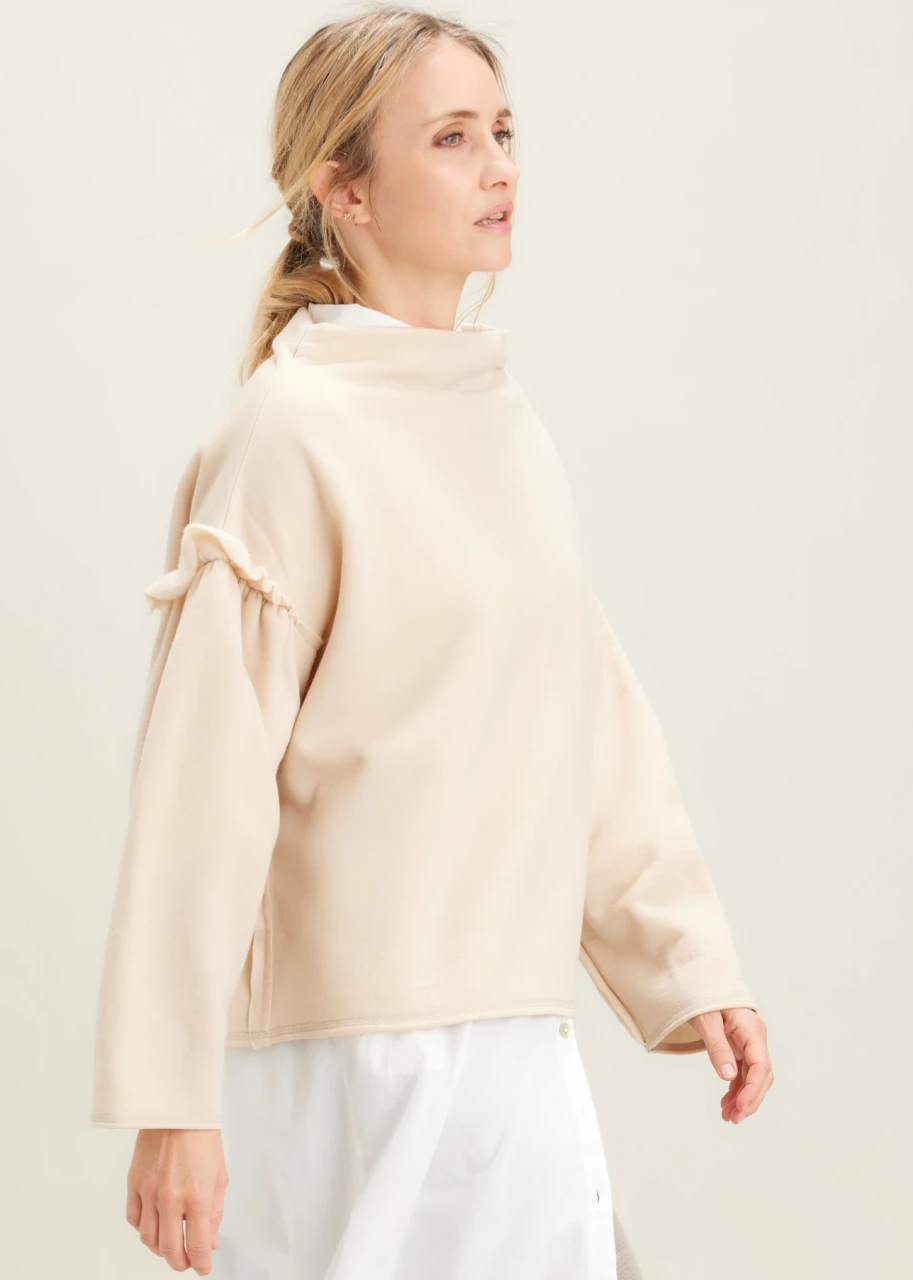 Oversize sweater with ruffles for women in pure brushe wool