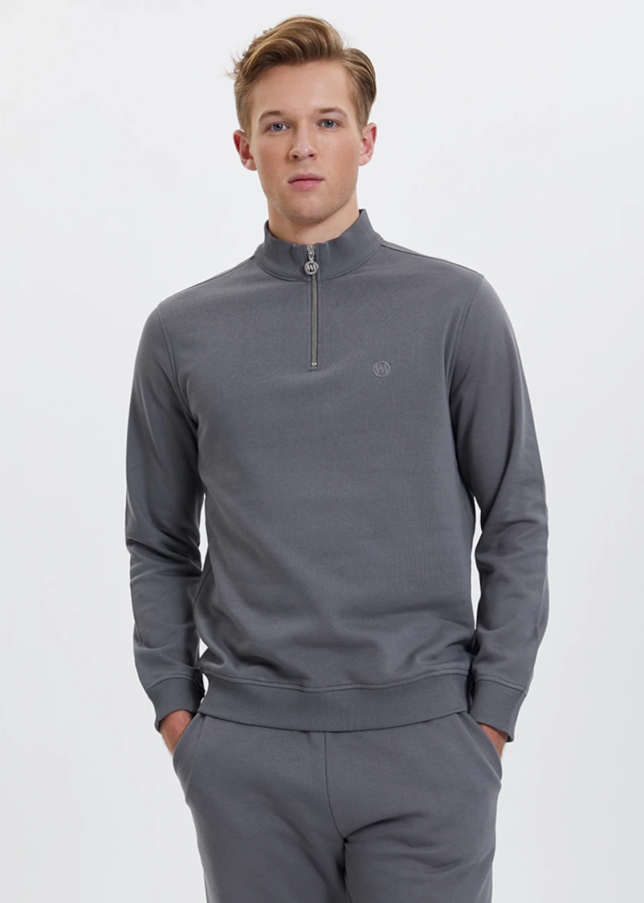 Men's Half Zip Grey sweatshirt in pure organic cotton