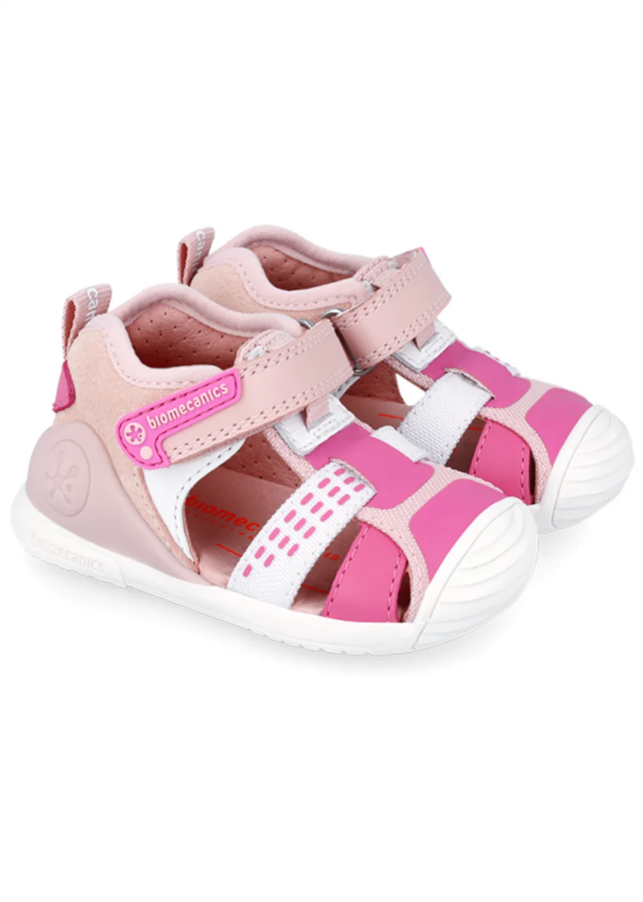 Baby Sport Fuchsia sandals for girls ergonomic and natural