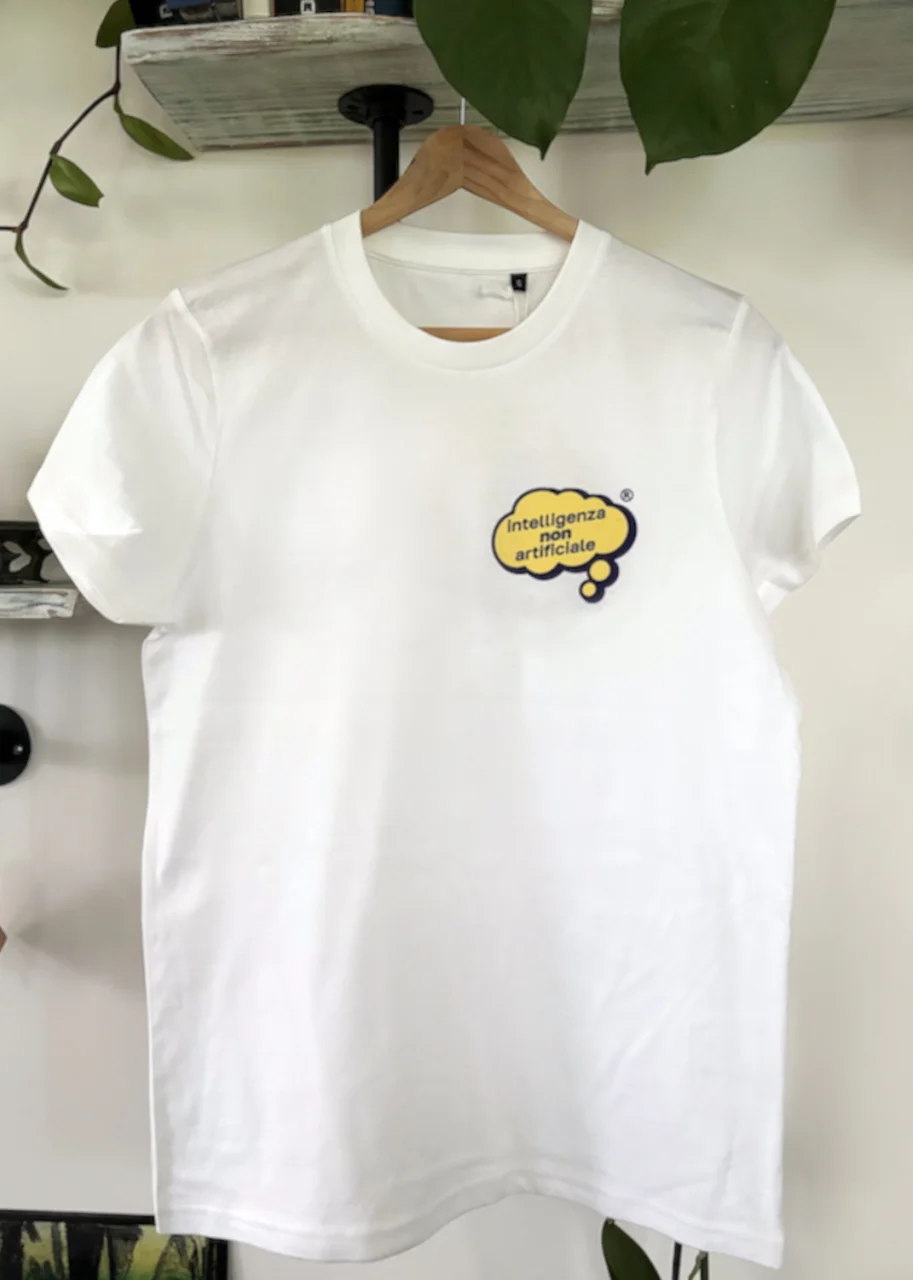 White T-shirt NON-Artificial Intelligence