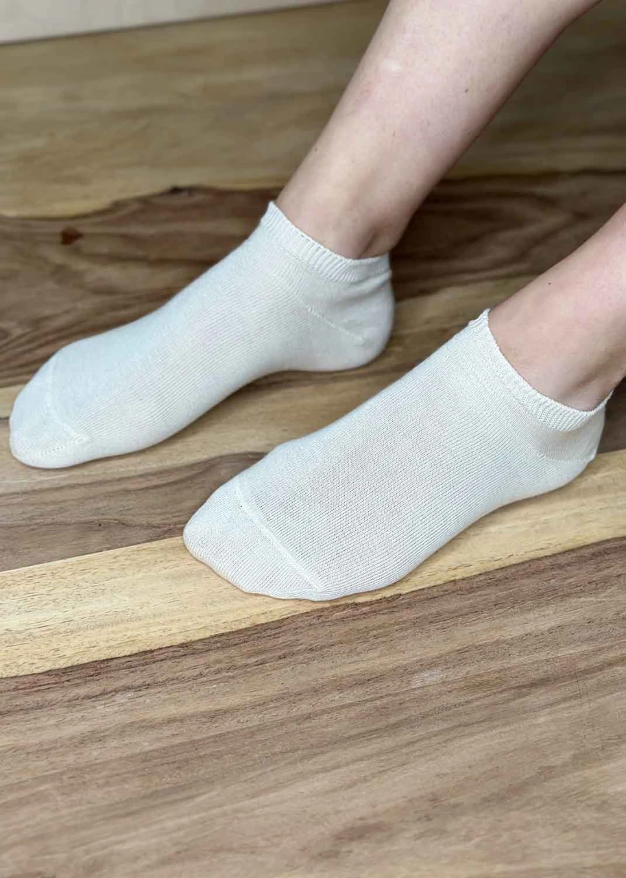 Low cut socks in natural organic cotton
